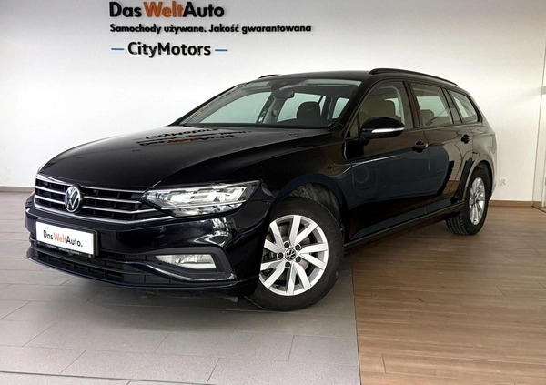 Volkswagen Passat cena 96900 przebieg: 82441, rok produkcji 2020 z Toszek małe 497